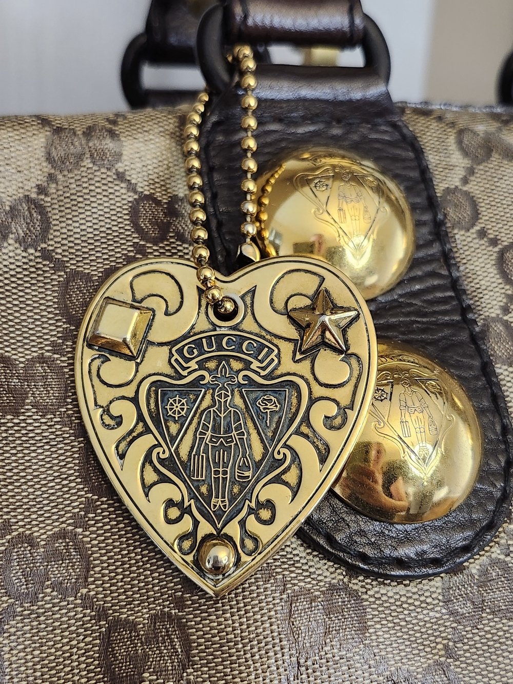 Gucci GG Crystal Babouska Hysteria Boston Bag featuring heart-shaped charm - Picture 16 of 16